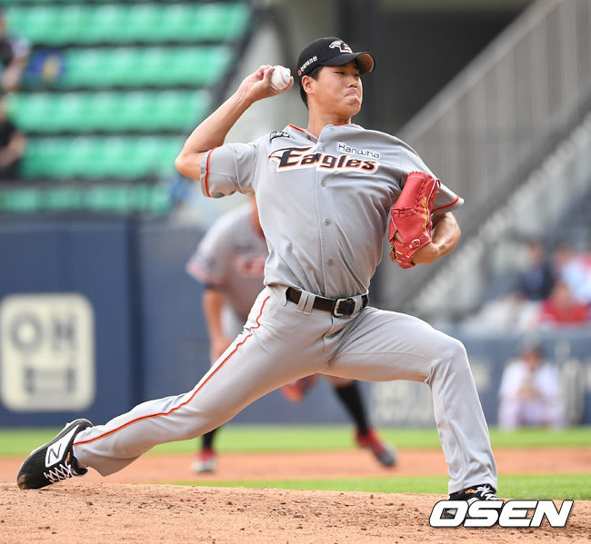 한화 선발 박윤철이 힘차게 공을 뿌리고 있다. /dreamer@osen.co.kr