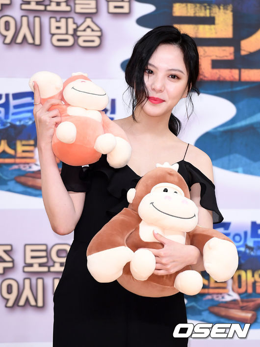 배우 이열음이 포토타임을 갖고 있다. /sunday@osen.co.kr