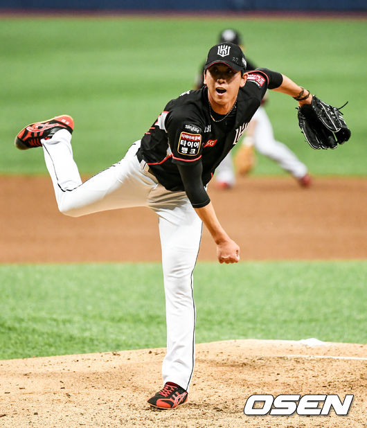 4회말 kt 투수 김민수가 역투하고 있다. /pjmpp@osen.co.kr