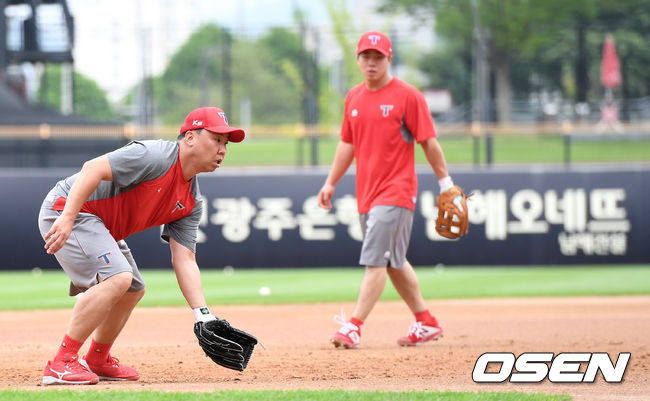 은퇴식을 갖는 KIA 이범호가 수비 훈련을 하고 있다. /dreamer@osen.co.kr