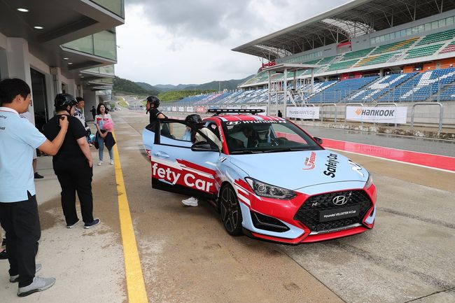 14일 인제스피디움에서 열린  ‘JBL 트랙 데이’.