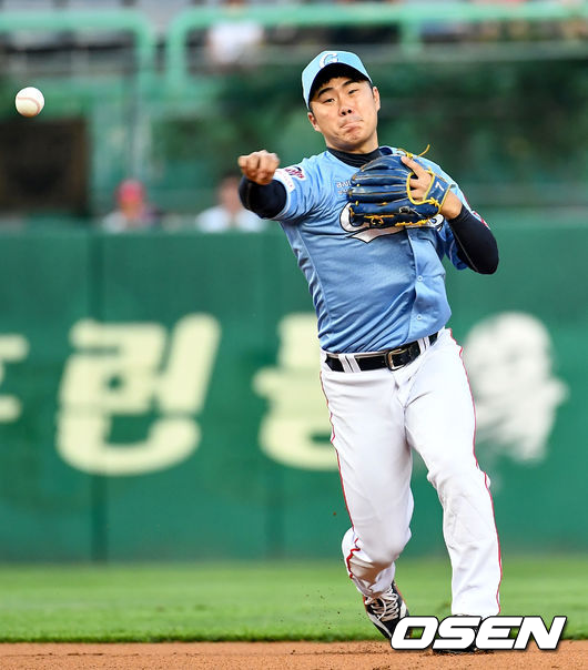 롯데자이언츠 내야수 신본기./pjmpp@osen.co.kr