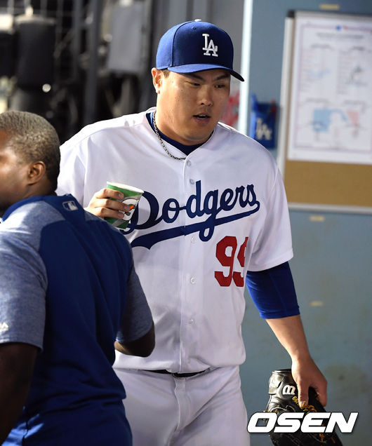 4회초 1사 1루 마이애미 알파로의 2루타로 1실점 한 류현진이 아쉬워하고 있다. /jpnews@osen.co.kr