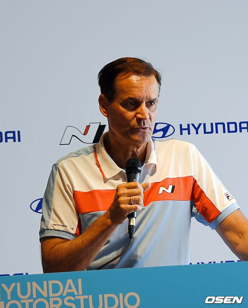 토마스 쉬미에라 부사장.