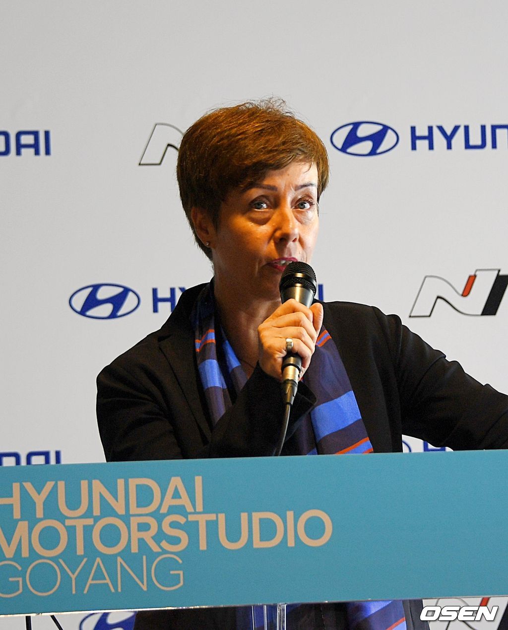 코넬리아 슈나이더 상무.