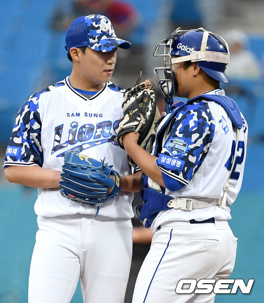 원태인과 대화를 나누는 김도환 /dreamer@osen.co.kr