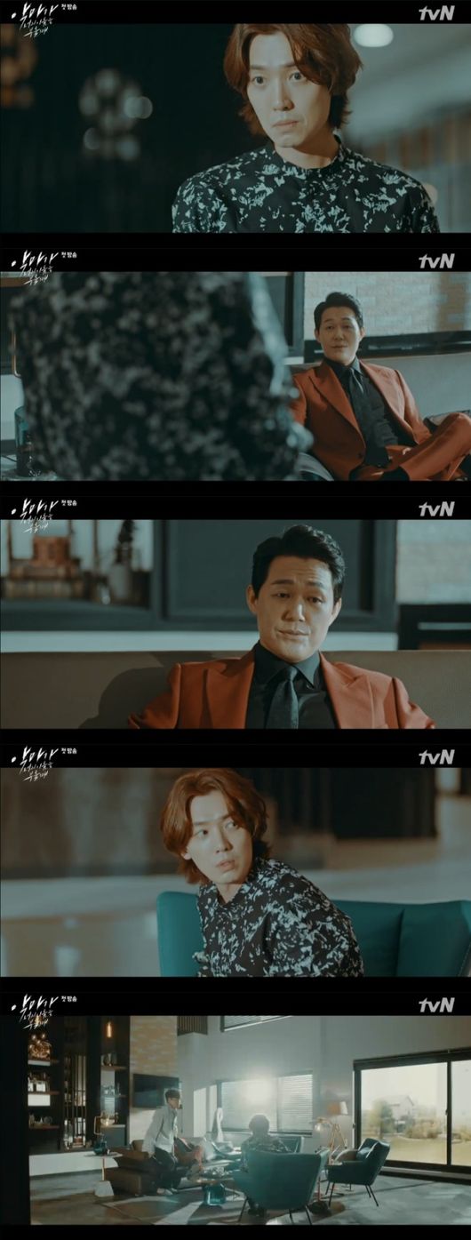 [사진=tvN 방송화면] '악마가 너의 이름을 부를 때' 첫 방송 정경호, 박성웅 첫 만남