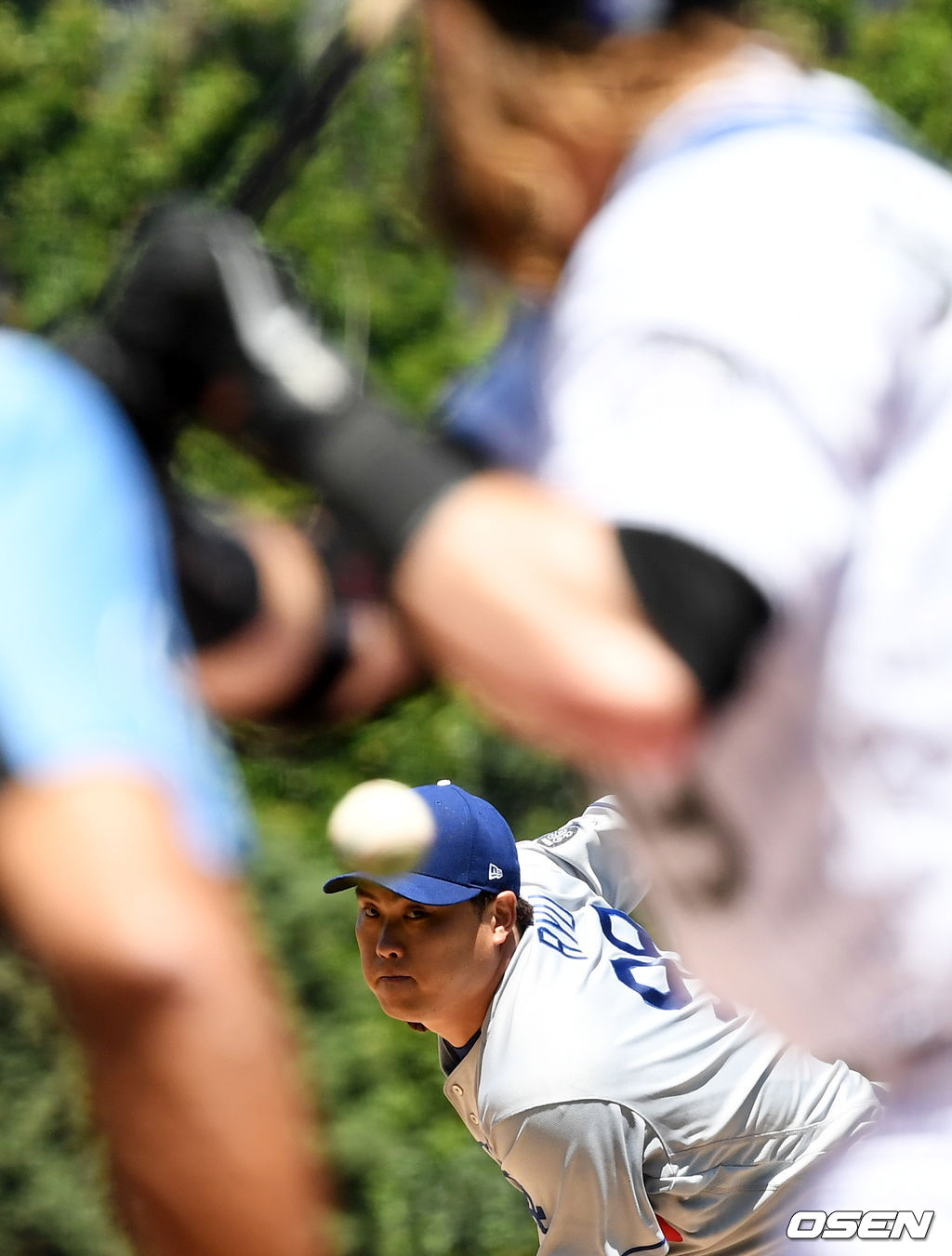 1회말 무사에서 다저스 류현진이 콜로라도 블랙몬을 상대하고 있다. 블랙몬은 2루땅볼 아웃. /jpnews@osen.co.kr