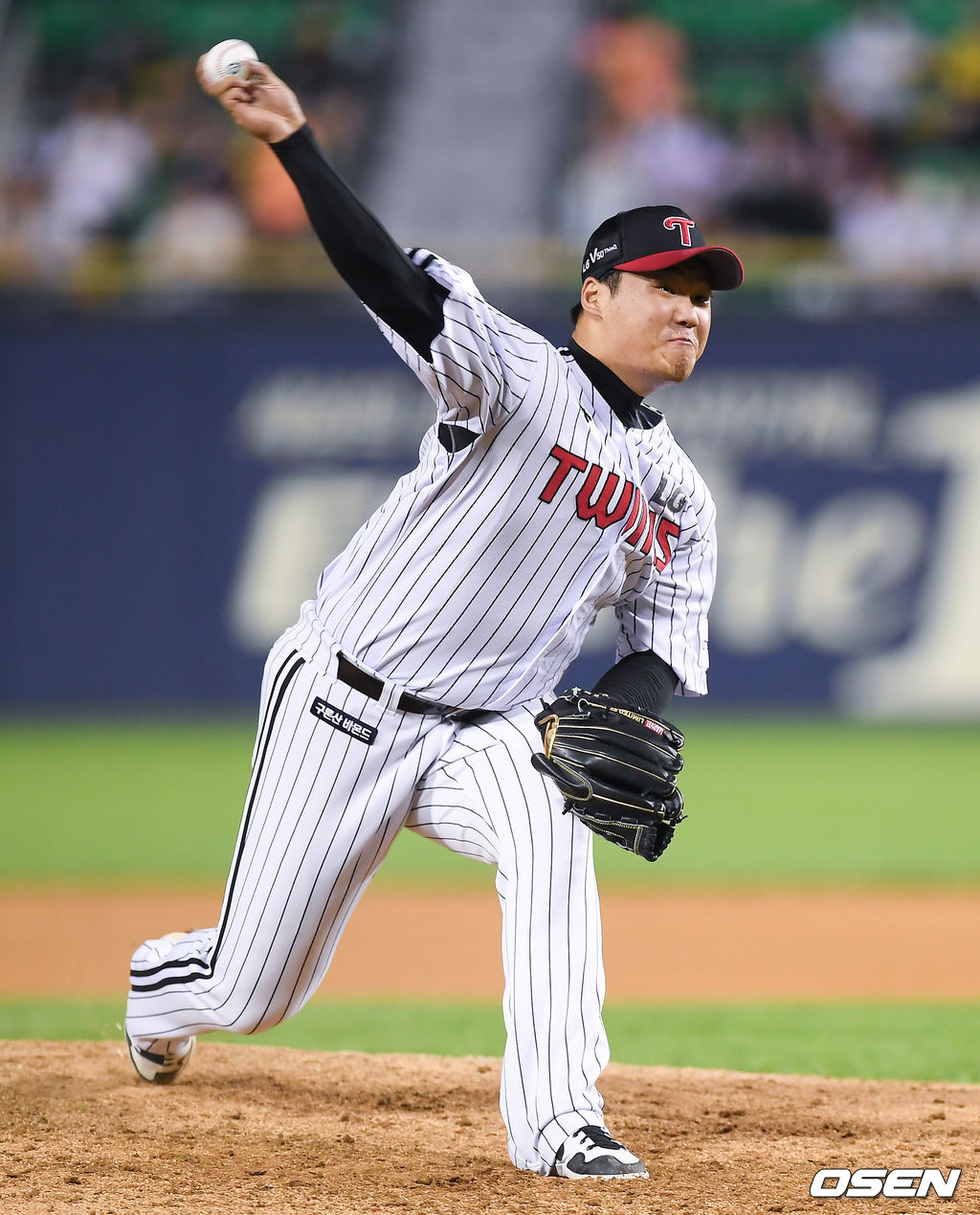 7회초 LG 김대현 투수가 역투하고 있다. / soul1014@osen.co.kr