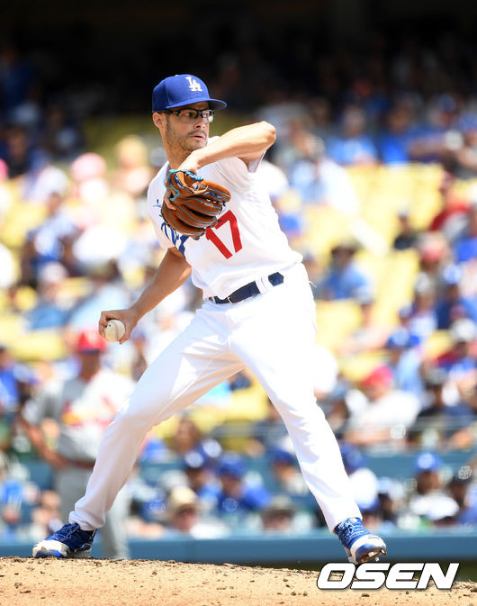 8회초 다저스 켈리가 역투하고 있다./jpnews@osen.co.kr