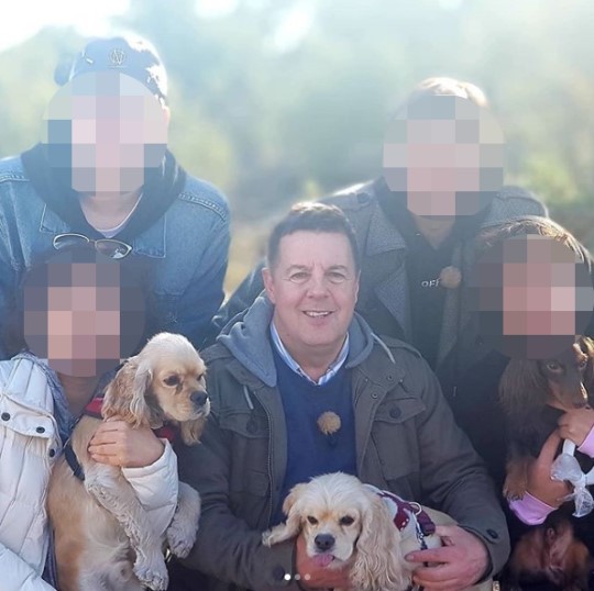 로버트 할리 SNS