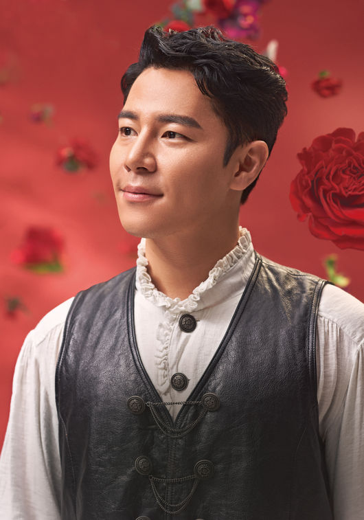 [사진=에이스팩토리 제공] 뮤지컬 '시라노'에서 시라노 역으로 열연 중인 배우 이규형