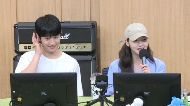 [사진] 보이는 라디오 캡처