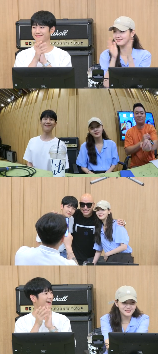 [사진] 보이는 라디오 캡처