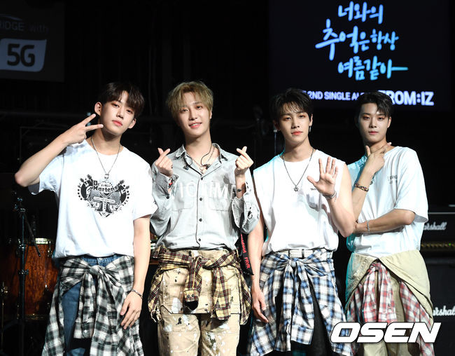 21일 오후 서울 서울 마포구 홍대 웨스트브릿지 라이브홀 밴드 아이즈 신곡 '너와의 추억은 항상 여름같아' 미디어 쇼케이스가 열렸다. 밴드 아이즈가 포토타임을 갖고 있다. /sunday@osen.co.kr