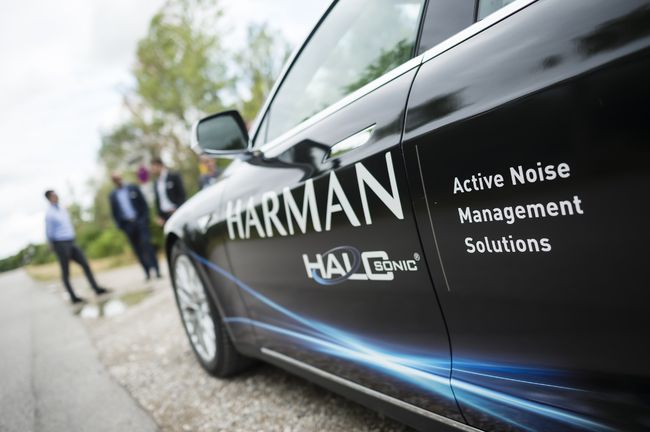 하만의 능동형 소음 제어 솔루션인 할로소닉.