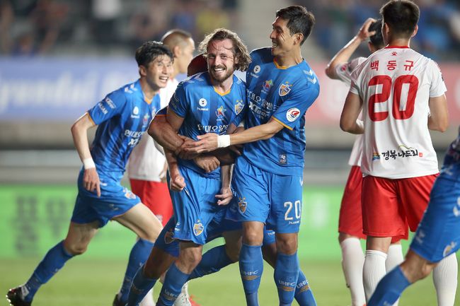 20190724/하나원큐 K리그1 2019/울산현대 vs 상주상무/2:2 무승부/77분 믹스득점/울산종합운동장/PHOTOLUDENS_kimsukjin