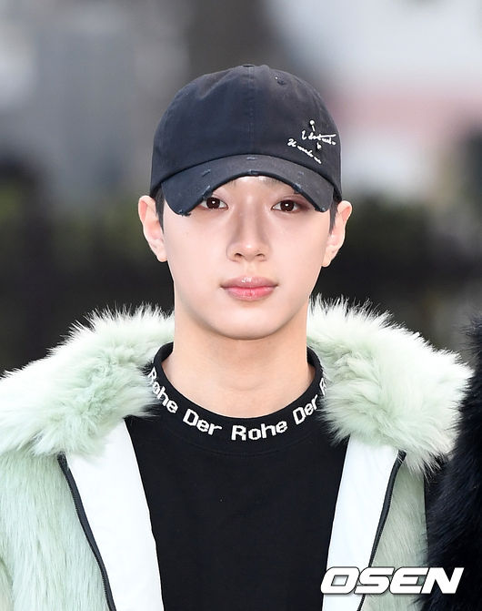 15일 오전 서울 여의도동 KBS 신관 공개홀에서 KBS 2TV '뮤직뱅크' 리허설이 진행됐다.가수 라이관린이 포즈를 취하고 있다./sunday@osen.co.kr