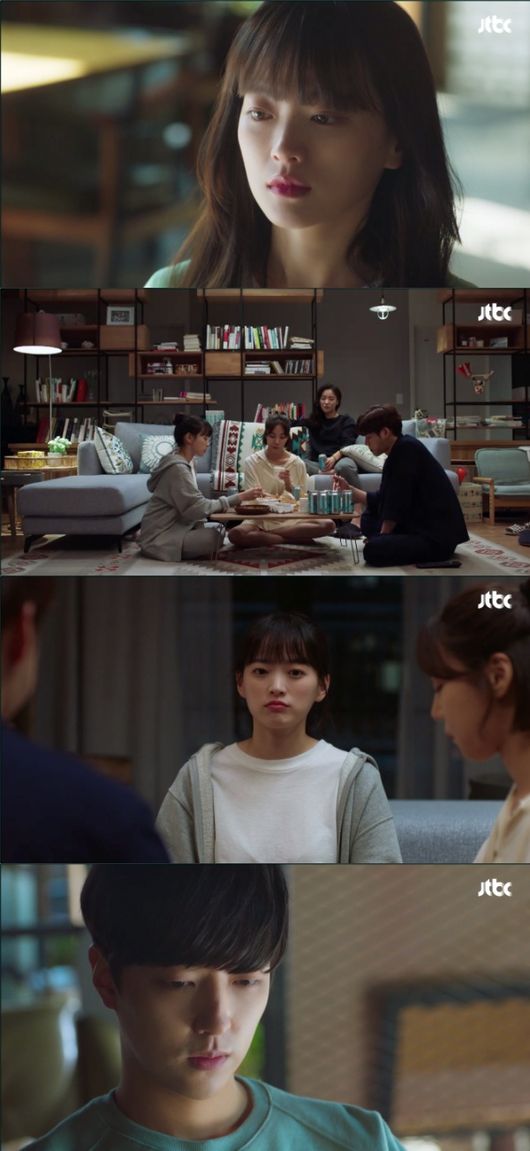 [사진=JTBC 방송화면] '멜로가 체질' 5회 속 천우희 과거 회상 장면.