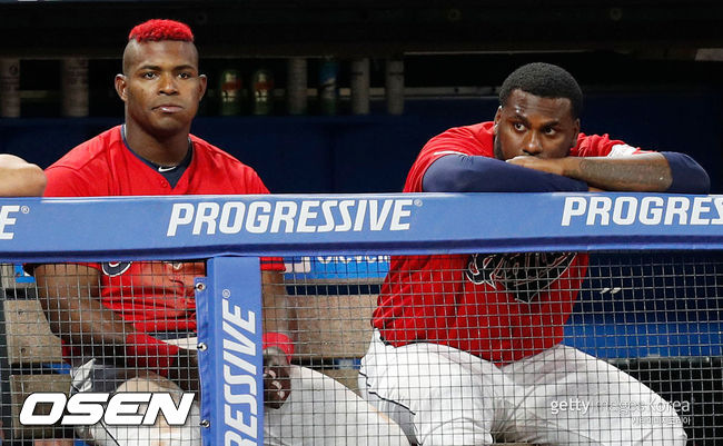 [사진] 지난달 나란히 클리블랜드로 트레이드되며 동료가 된 야시엘 푸이그(왼쪽)와 프란밀 레이예스. /ⓒGettyimages(무단전재 및 재배포 금지)