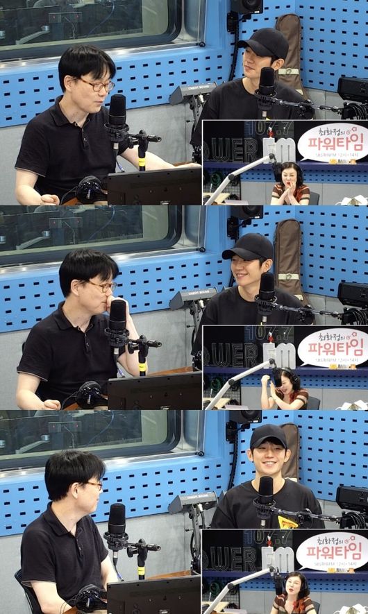 [사진=SBS 보는 라디오] '최화정의 파워타임'에 출연한 '유열의 음악앨범'의 정지우 감독(왼쪽)과 배우 정해인.