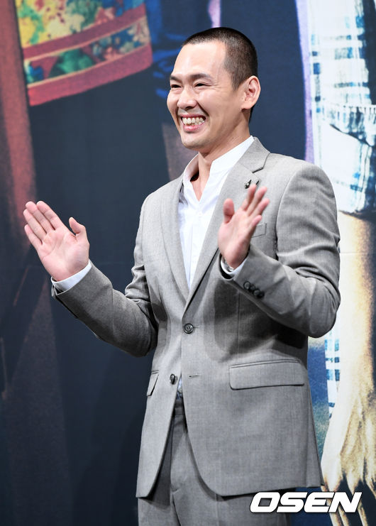 28일 오후 서울 논현동 임피리얼팰리스 호텔에서 OCN 드라마틱 시네마 ‘타인은 지옥이다' 제작발표회가 열렸다.  배우 박종환이 포토타임을 갖고 있다. /sunday@osen.co.kr