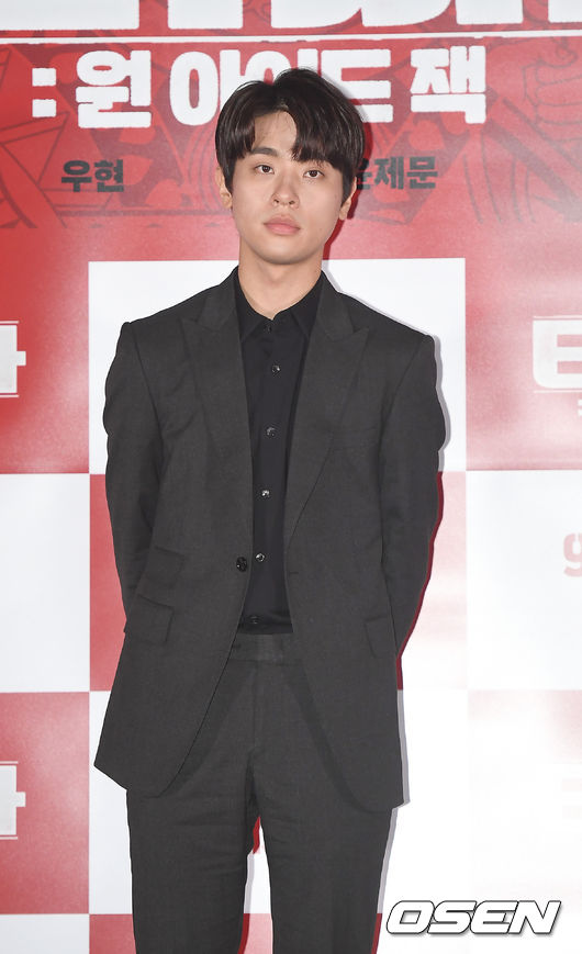 28일 오후 서울 광진구 건대 롯데시네마에서 영화 '타짜: 원 아이드 잭' 언론배급 시사회가 열렸다.  박정민이 포토타임을 갖고 있다. /youngrae@osen.co.kr