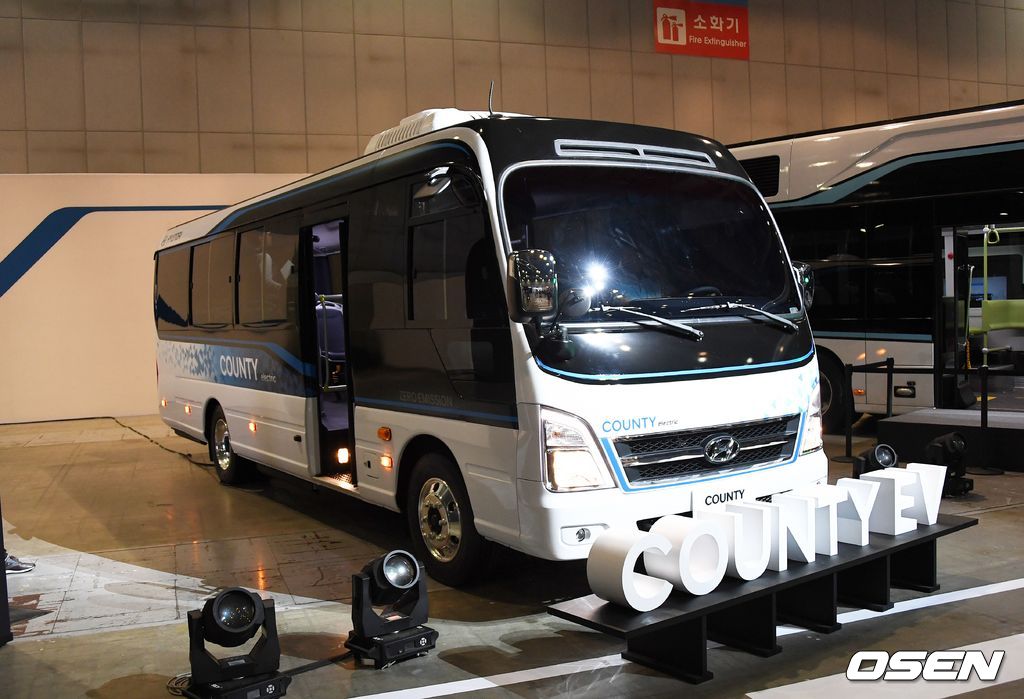순수전기차인 카운티 EV.