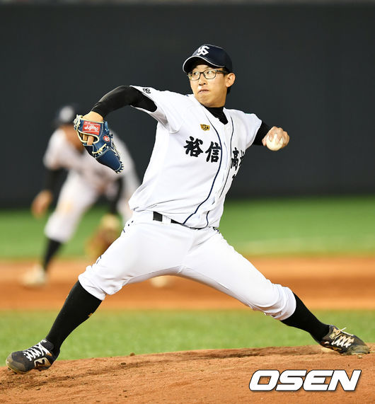 [사진] 유신고 소속으로 한국 청소년대표팀에 뽑힌 좌완 허윤동/OSEN DB