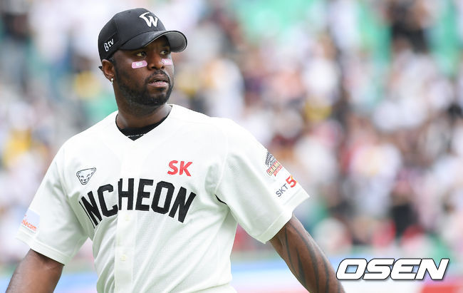 3회초 강판되는 SK 소사 / soul1014@osen.co.kr