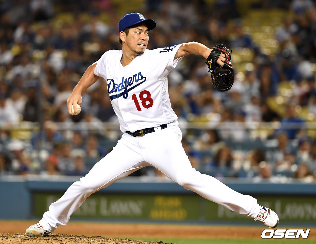6회초 마운드에 오른 다저스 마에다가 힘차게 공을 뿌리고 있다. /dreamer@osen.co.kr