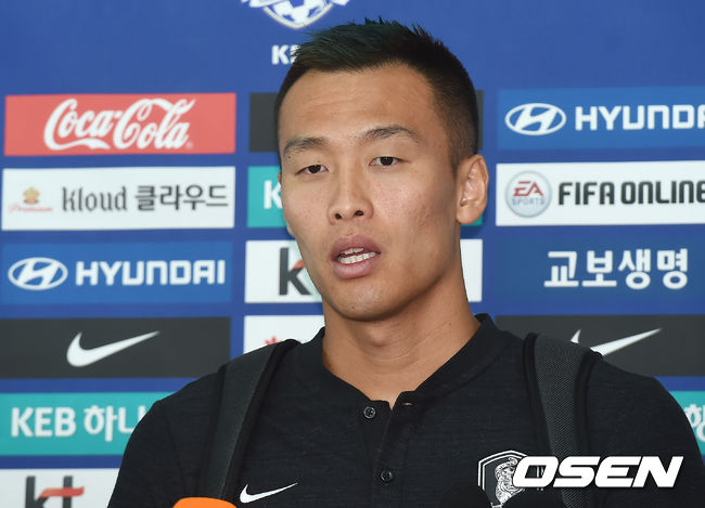 김신욱이 인터뷰를 하고 있다. /youngrae@osen.co.kr