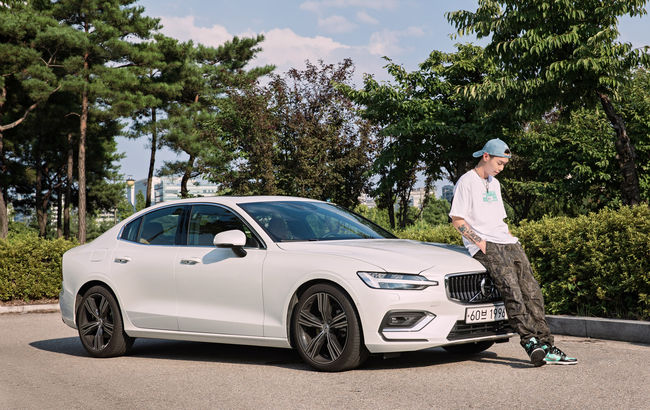 페이크 아티스트 김세동과 S60.