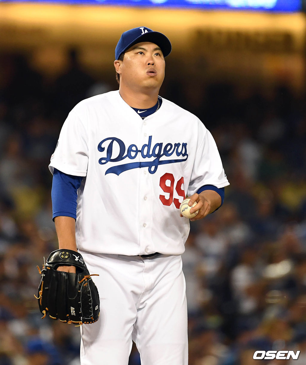 1회초 류현진이 힘차게 투구 하고 있다. /dreamer@osen.co.kr