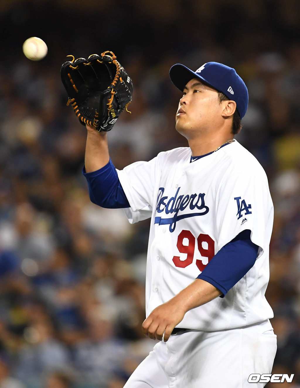 5회초 1사 1,3루 콜로라도 데스몬드에게 안타를 맞아 실점을 한 류현진이 아쉬워하고 있다./dreamer@osen.co.kr