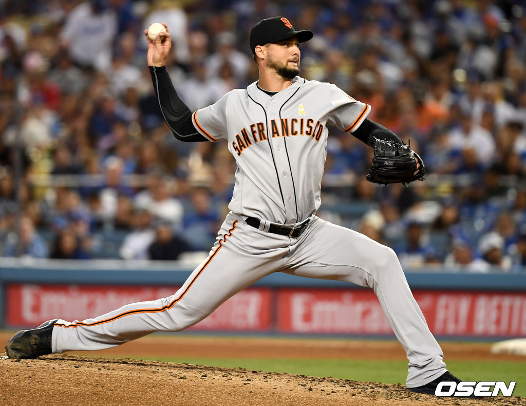 샌프란시스코 선발 타일러 비디가 힘차게 공을 뿌리고 있다. /dreamer@osen.co.kr