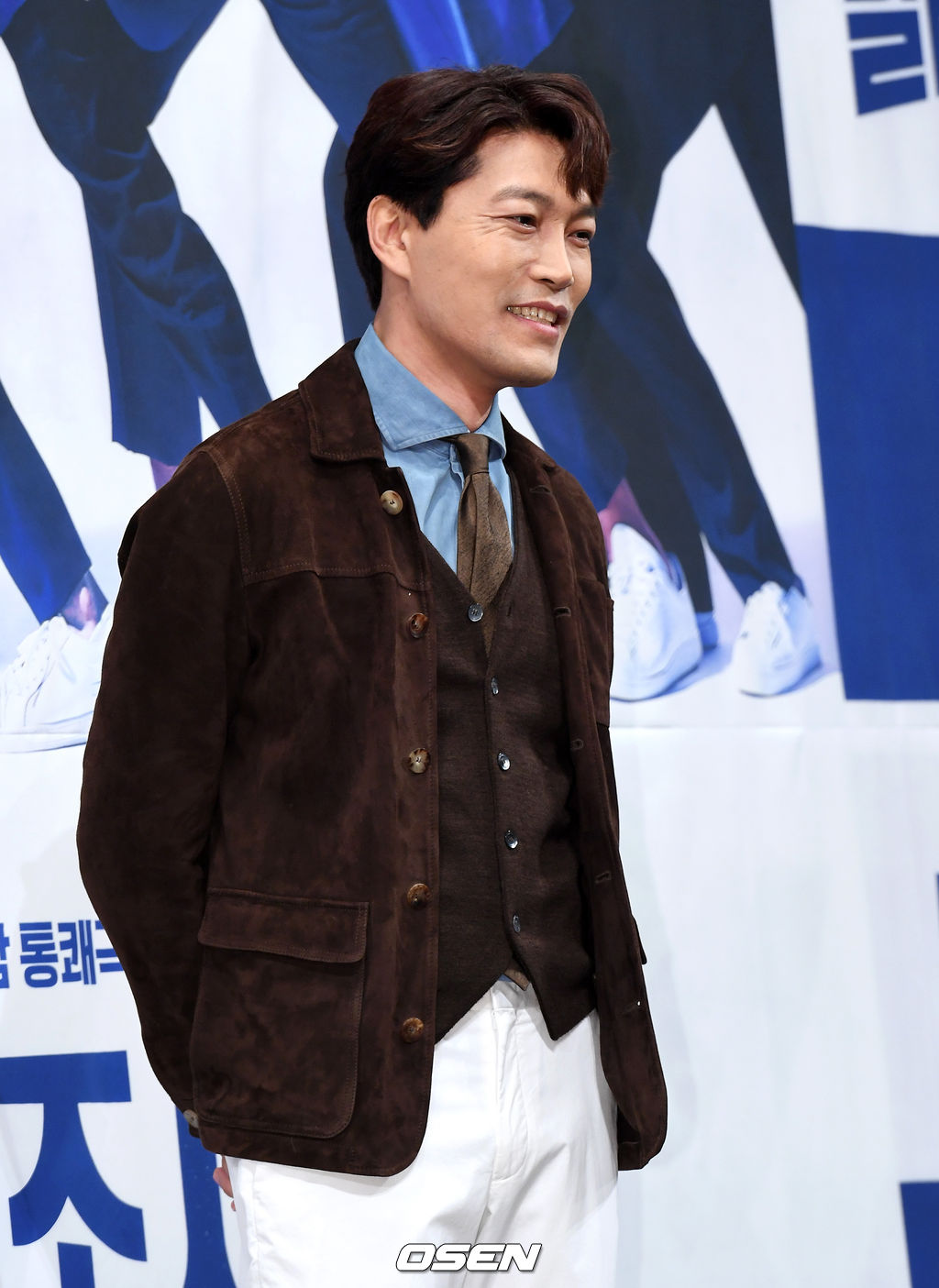 배우 최귀화가 포토타임을 하고 있다. /jpnews@osen.co.kr