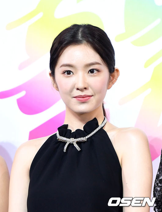 걸그룹 레드벨벳 아이린이 입장하며 포즈를 취하고 있다./sunday@osen.co.kr