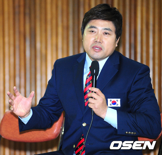 18일 오후 SNS에 양준혁에 대한 사생활 폭로글이 나온 가운데, 양준혁이 법적 대응을 예고했다.