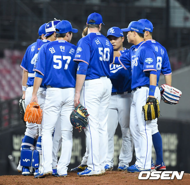 경기 종료 후 승리의 기쁨을 나누는 삼성 선수단 / soul1014@osen.co.kr