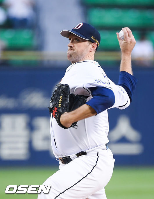 1회초 두산 선발투수 린드블럼이 역투하고 있다. /  soul1014@osen.co.kr