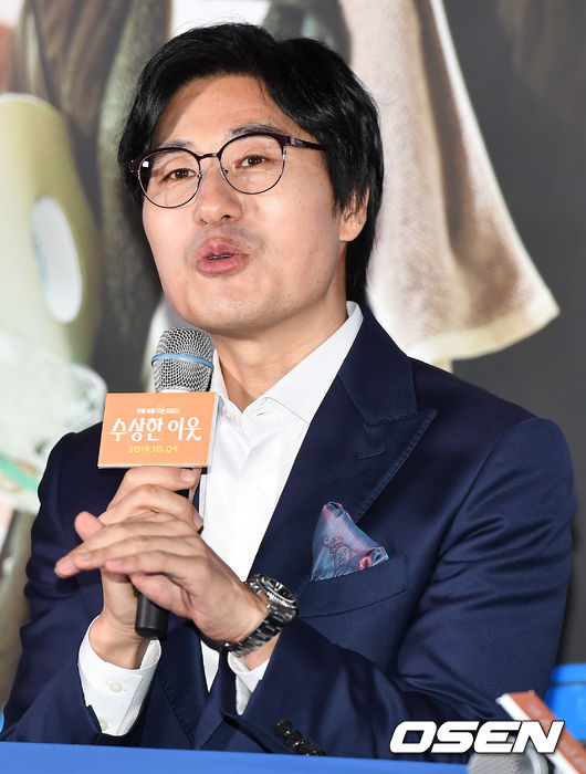 이상훈 감독이 취재진의 질문에 답하고 있다. /dreamer@osen.co.kr