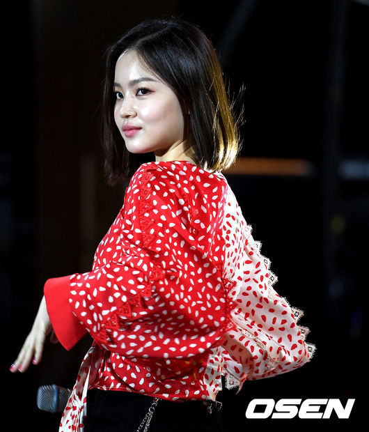 가수 이하이가 무대를 펼치고 있다. /dreamer@osen.co.kr