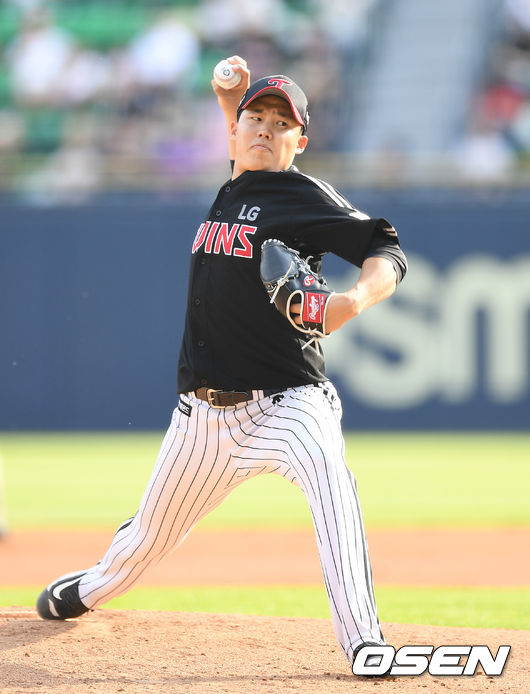 LG 선발투수 임찬규가 역투하고 있다. /sunday@osen.co.kr
