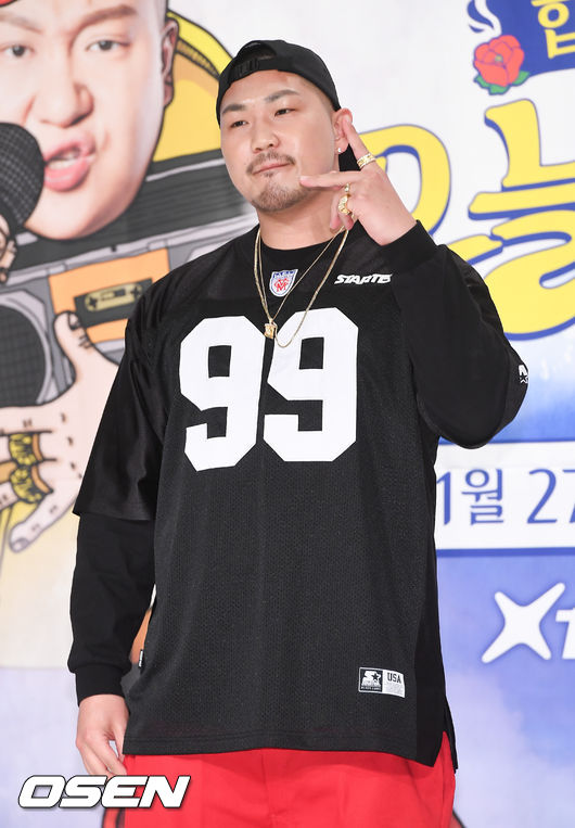 22일 오후 서울 여의도 타임스퀘어에서 진행된 XtvN '오늘도 스웩' 제작발표회에서 던밀스가 포즈를 취하고 있다./ soul1014@osen.co.kr