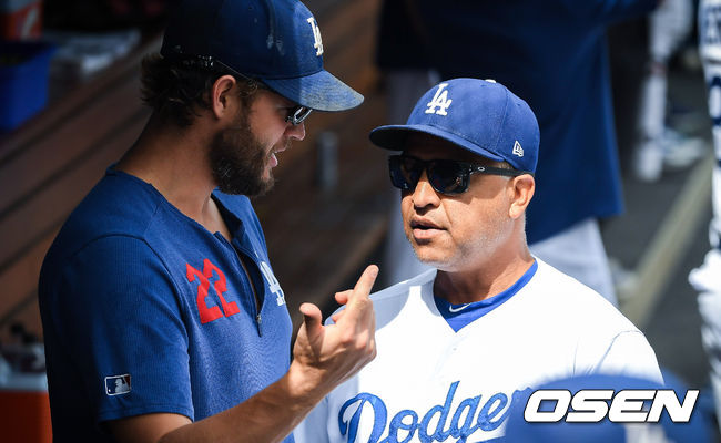 커쇼-로버츠 감독 / soul1014@osen.co.kr