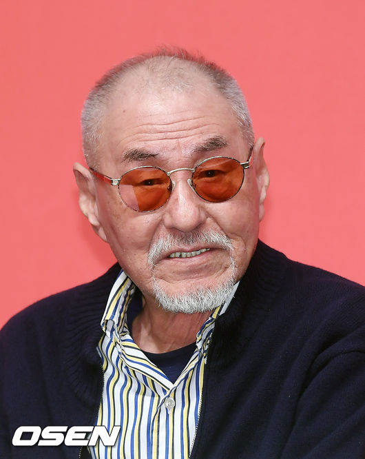 4일 오전 부산 해운대구 신세계백화점 센텀시티점 문화홀에서 ‘제24회 부산국제영화제’ 한국영화 회고전의 주인공 정일성 촬영감독 기자간담회가 열렸다.  정일성 촬영감독이 기자회견을 하고 있다. /rumi@osen.co.kr