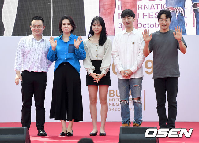 4일 오후 부산 남포동 비프광장 야외무대에서 ‘제24회 부산국제영화제(BIFF)’ 영화 ‘니나 내나’(감독 이동은) 무대인사가 열렸다.