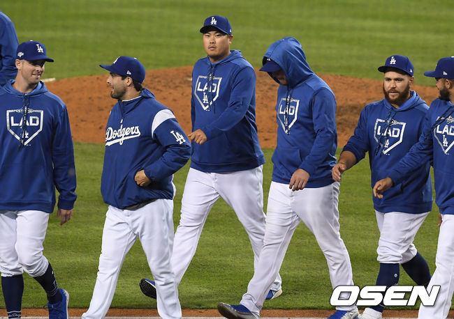 경기종료 후 류현진이 그라운드를 빠져나가고 있다./ soul1014@osen.co.kr