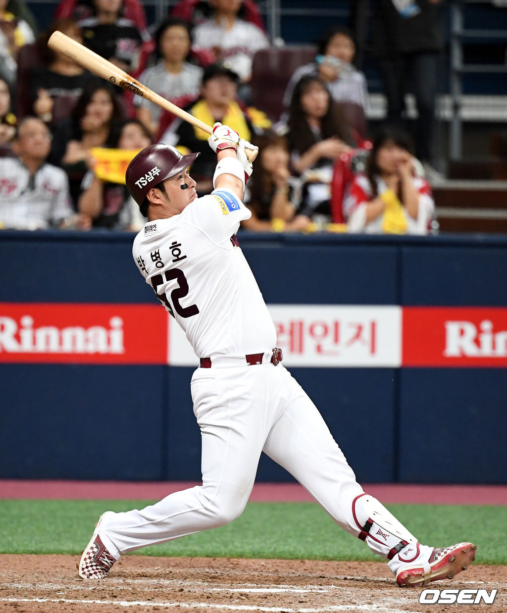 8회말 1사 1루에서 키움 박병호가 투런포를 날리고 있다.  /jpnews@osen.co.kr